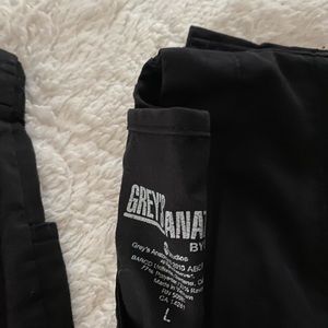 Gray’s Anatomy large scrubs two pants one top